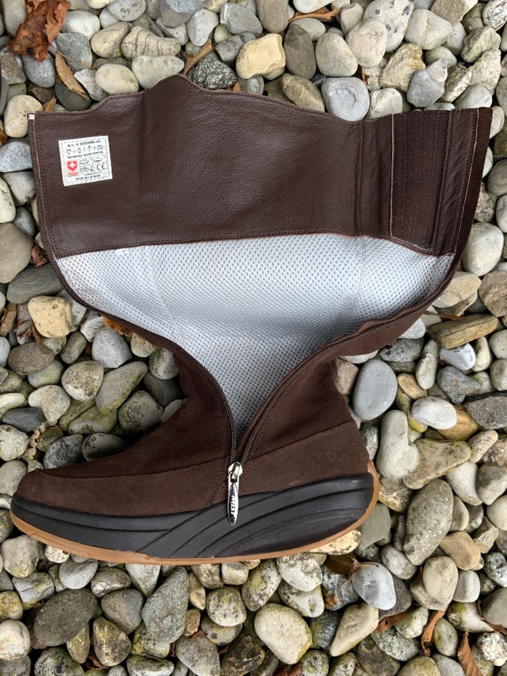 Tall boots - Picture 4 of 7